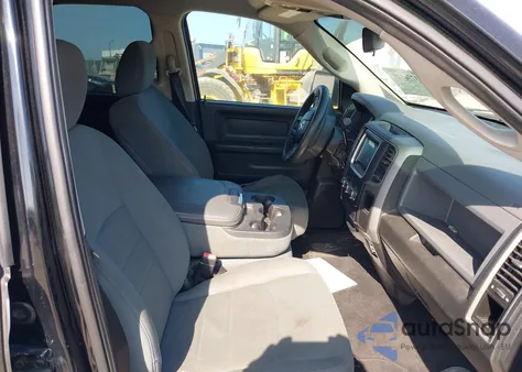 2014 Ram 1500 Express z USA, uszkodzony, nr VIN 1C6RR6FT2ES458529